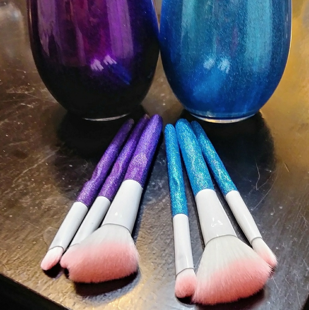 Make-up Holders with 3 piece brush set - Picture 2 of 3